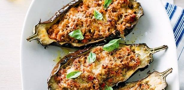 Bolognese-stuffed eggplants